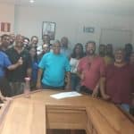 Taxistas de Lauro de Freitas aguardam resposta da prefeitura sobre aumento do tempo de uso dos veículos
