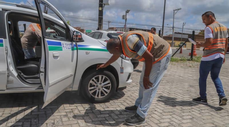 Prefeitura de Lauro de Freitas estende prazo para vistoria anual dos táxis