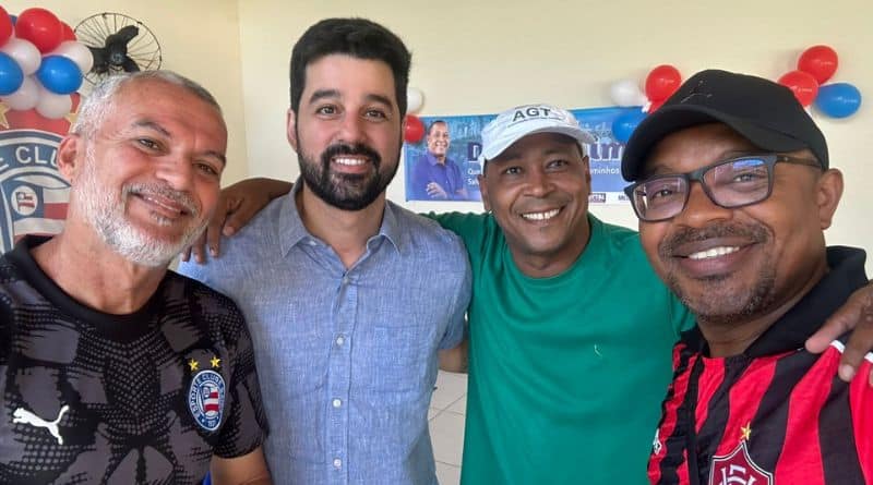 Denis Paim comemora 48 anos Foto Divulgacao 11 | Ei Táxi