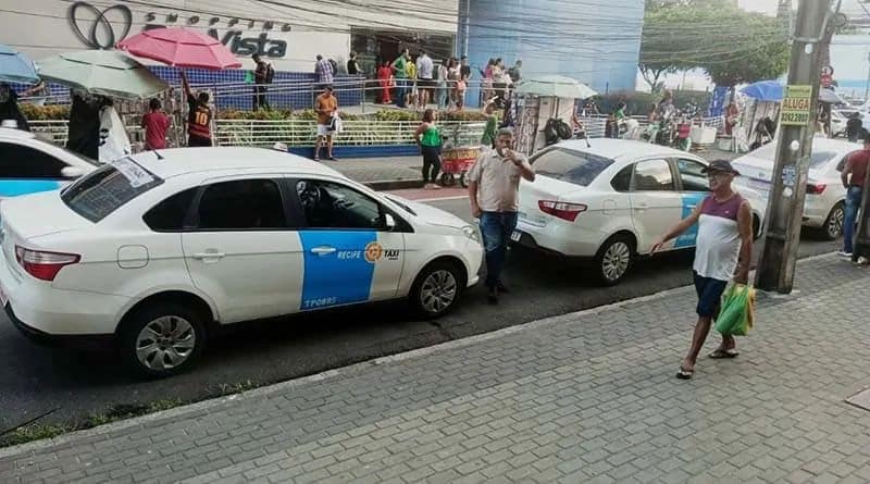 ponto de táxi no Recife