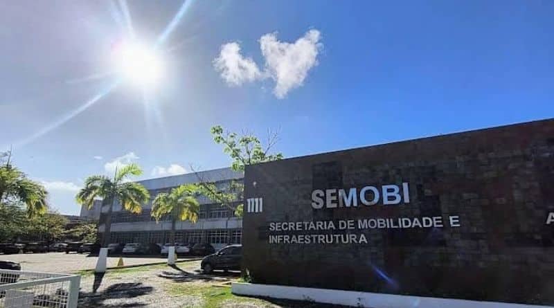 Sede da Semobi, na Avenida Cruz Cabugá, no Recife